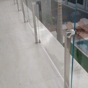 Guarda corpo vidro e inox (2)